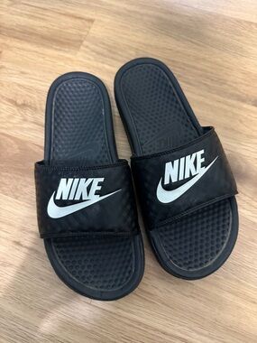 Nike Black White Slide Sandals